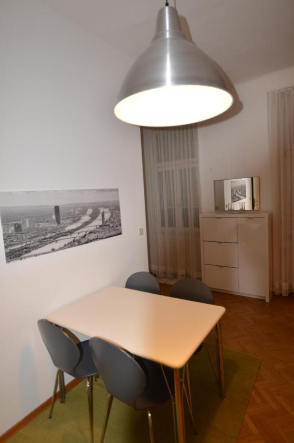 Apartment Penzing Wenen Buitenkant foto